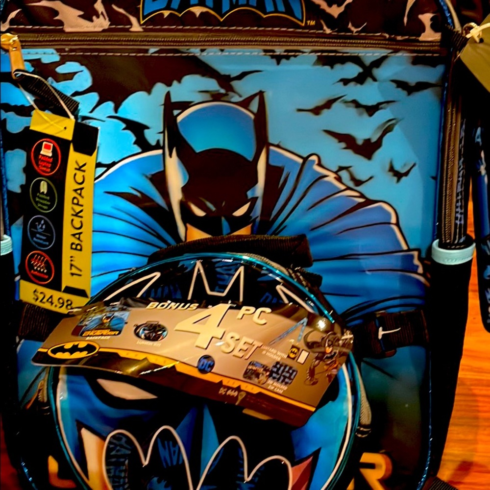 Warner bors.DC Batman
boys Backpack with lunchbox, four pieces set, Black blue